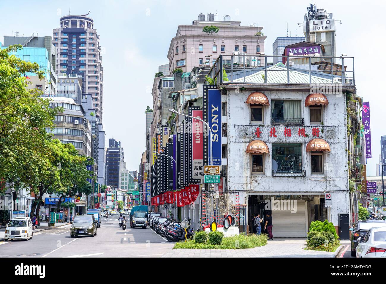 Die berühmte Kamera Straße von Taipei City, ist es eine Straße mit nur Kamera-Läden und es ist der beste Ort, um Kamera-Ausrüstung in Taipei zu kaufen. Stockfoto
