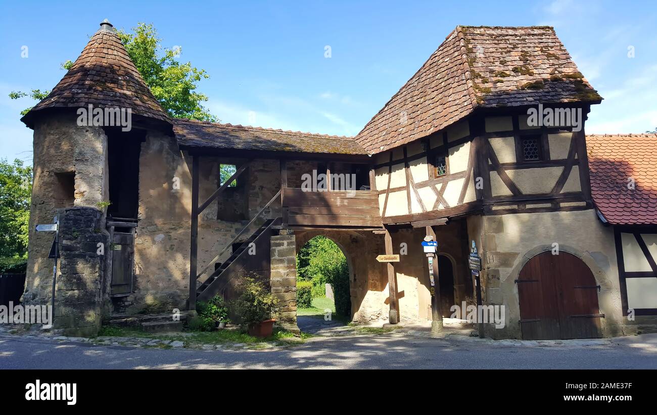Burg Guttenberg ist ein Schloss in Deutschland Stockfotografie Alamy