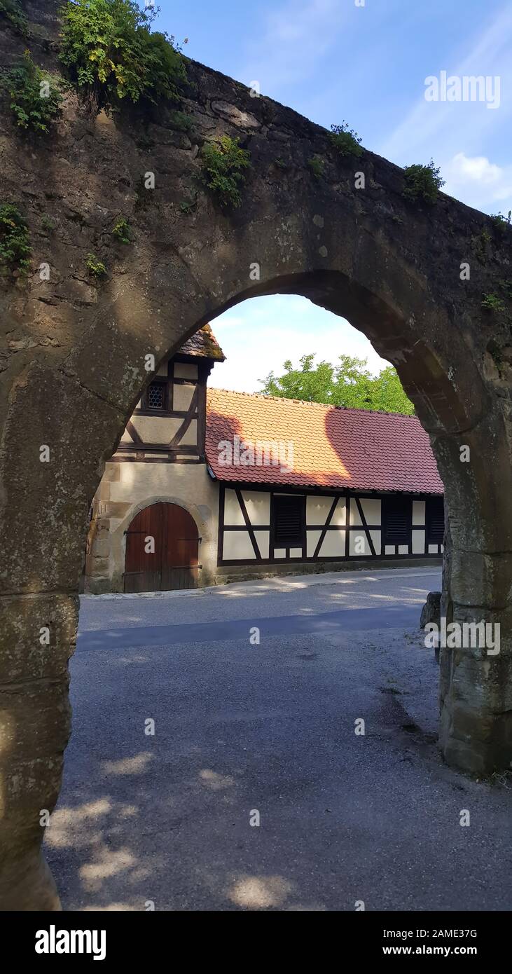 Burg Guttenberg ist ein Schloss in Deutschland Stockfotografie Alamy