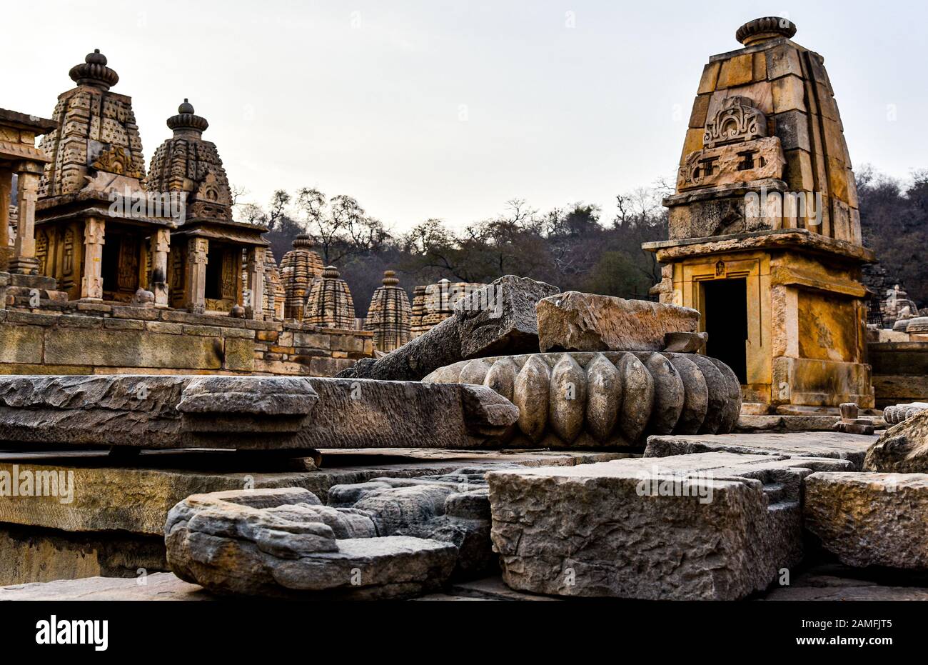 Alte Hindu-Tempel in der Restauration, Bateshwar, Indien Stockfoto