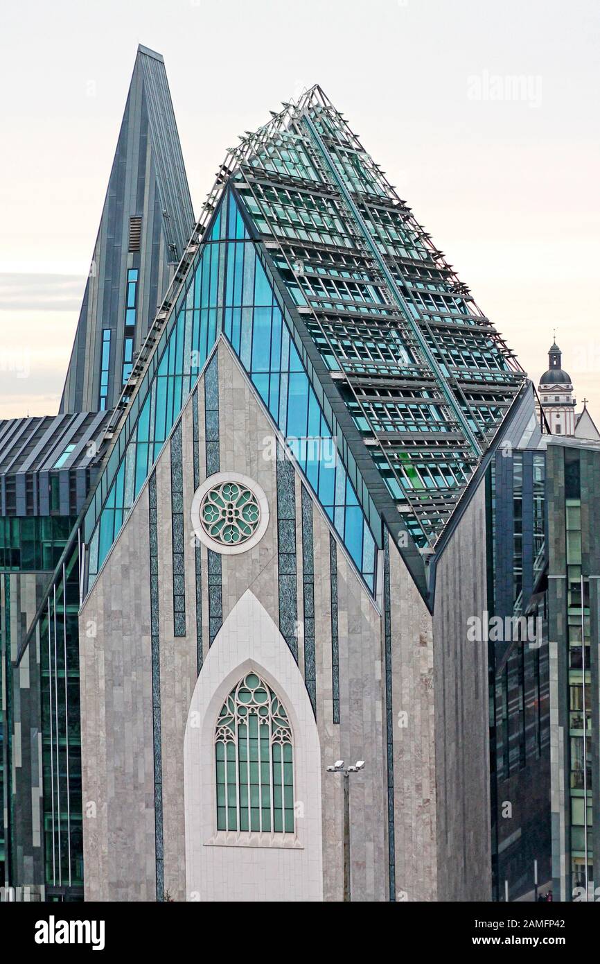 Hauptgebäude der Universität Leipzig, das Augusteum am Augustusplatz. Deutschland. Stockfoto