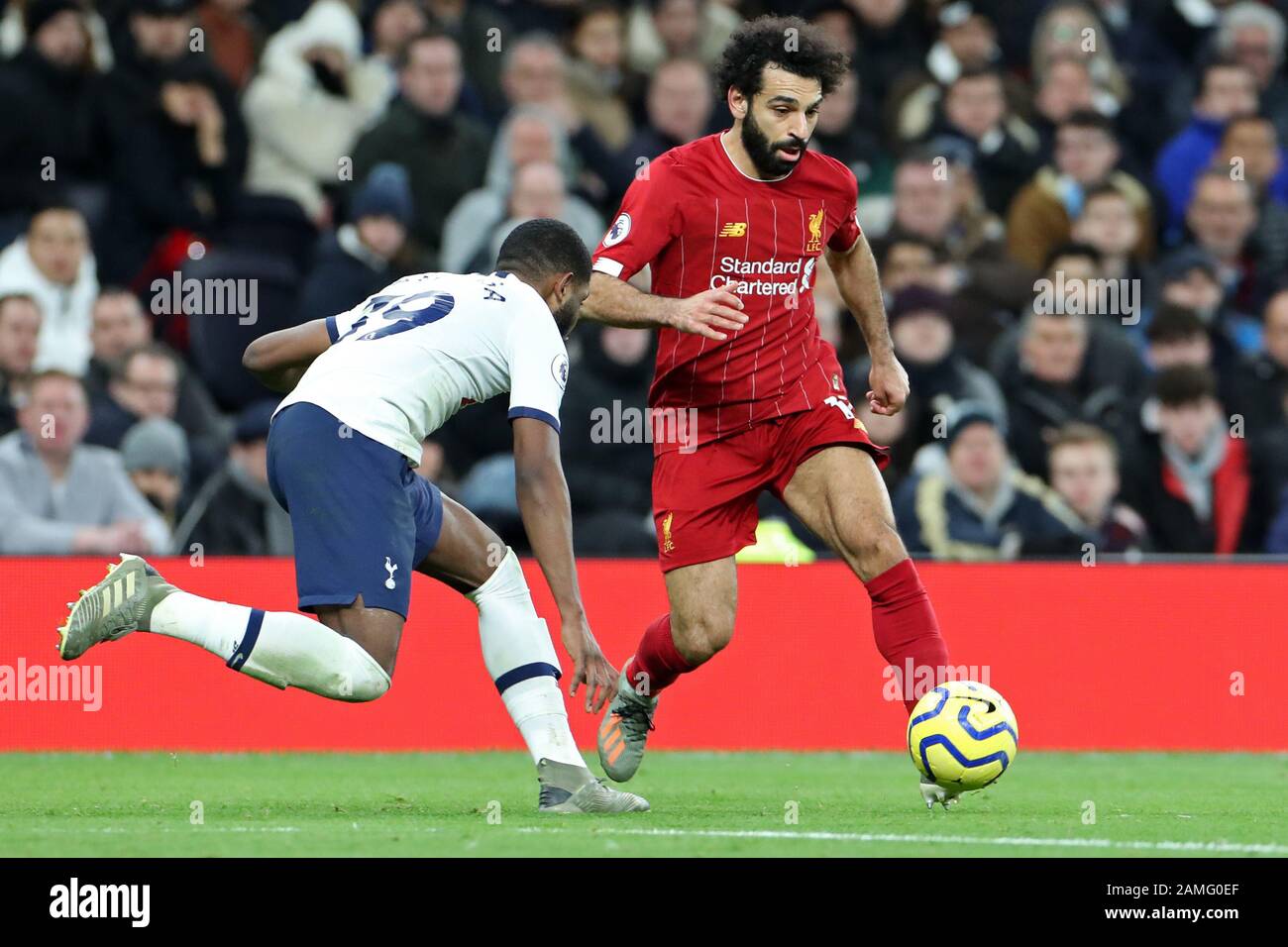 London England 11 Januar Japheth Tanganga Aus Tottenham Spielt Beim Premier League Spiel Zwischen Tottenham Hotspur Und Liverpool Im Tottenham Hotspur Stadium London Am Samstag Den 11 Januar 2020 Gegen Den Liverpooler Sturmer