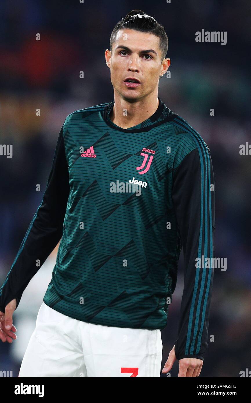 Cristiano Ronaldo von Juventus beim Aufwärmen vor dem italienischen Champions-Serie-A-Fußballspiel zwischen AS Roma und Juventus am 12. Januar 2020 im Stadio Olimpico in Rom, Italien - Foto Federico Proietti/ESPA-Imaes Stockfoto