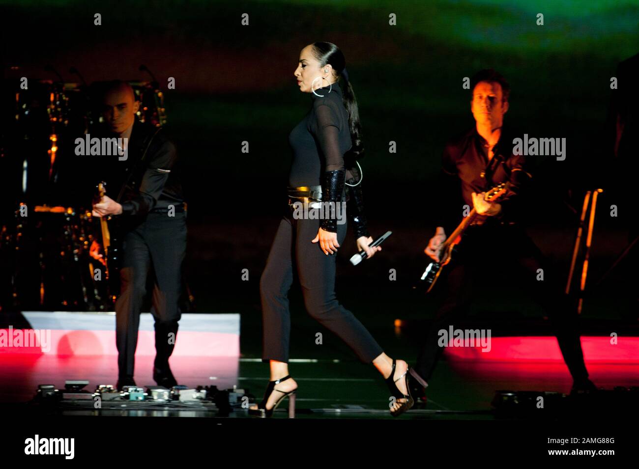 Mailand Italien 06/05/2011, Live-Konzert der Sade im Forum Assago Stockfoto