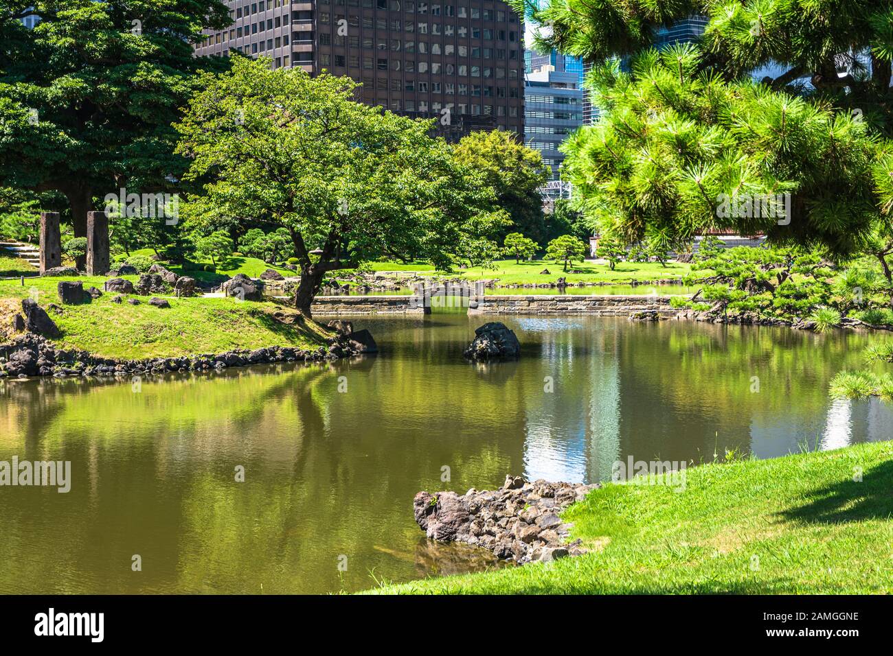 Tokio, Japan, Asien - 7. September 2019: Blick auf den Kyu Shiba Rikyu Garten im Minato Ward Stockfoto