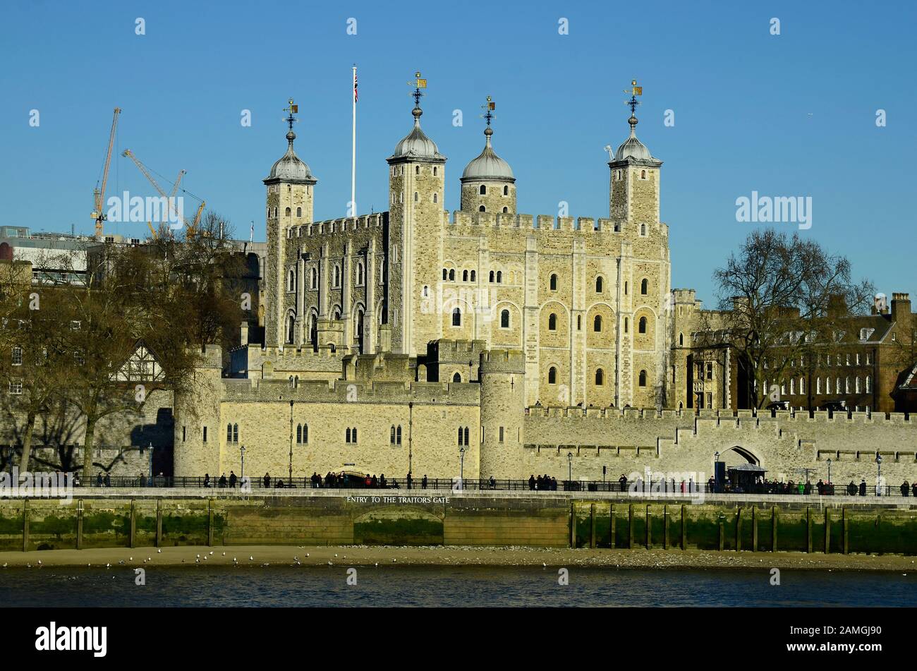 London, Großbritannien - 15. Januar 2016: Nicht identifizierte Menschen auf dem Tower of London Stockfoto