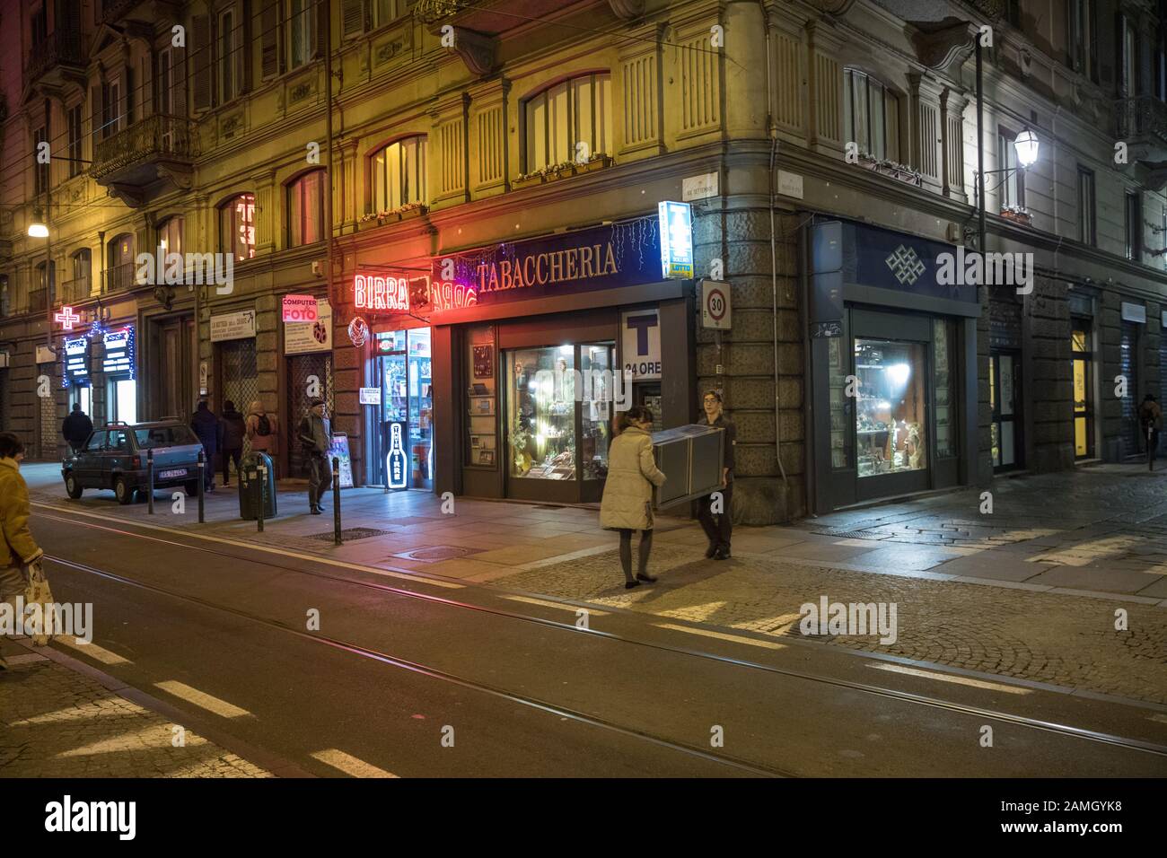 Spät in der Nacht im Stadtzentrum von Turin Stockfoto