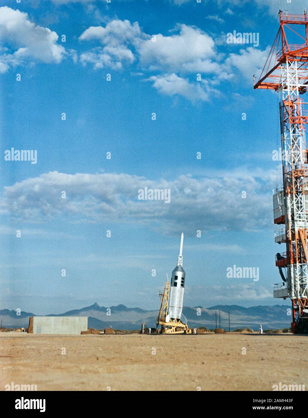 Foto des Starts von Little Joe II aus dem Apollo Little Joe II Launch Area 3 in White Sands Missile Range, White Sands, New Mexico, United States, 1963. Bild mit freundlicher Genehmigung der NASA. () Stockfoto