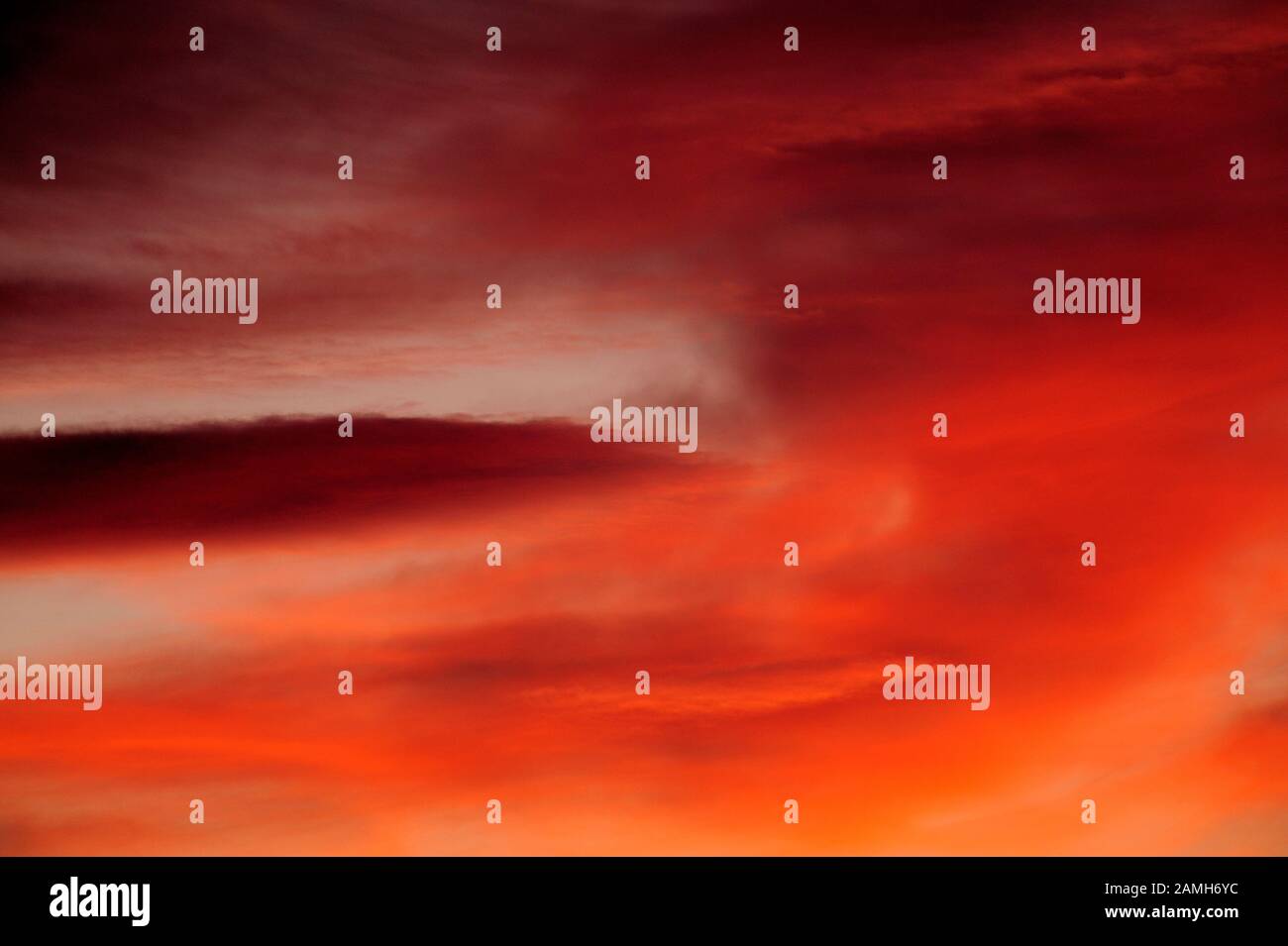 Klimaanlage, Sky, Westen, Osten, Sonne, Atmosphäre, Schönheit, Natur, Licht, Effekte, Hintergrund, Abstracts und Hintergründe, natürliche abstrakt, Farbe Symphonie, Stockfoto