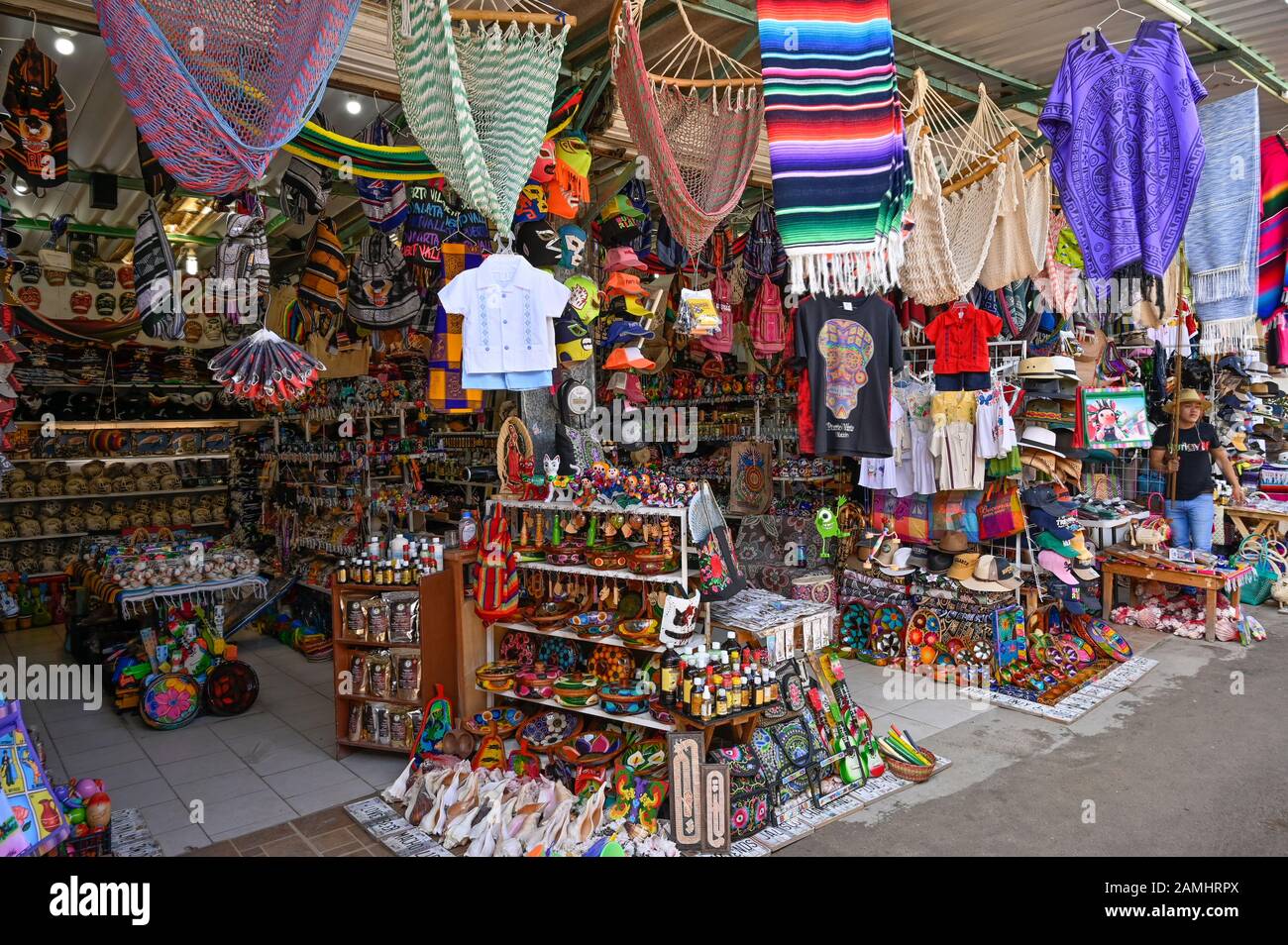 Souvenirverkäuferbuden in Bucerias, Riviera Nayarit, Mexiko. Stockfoto