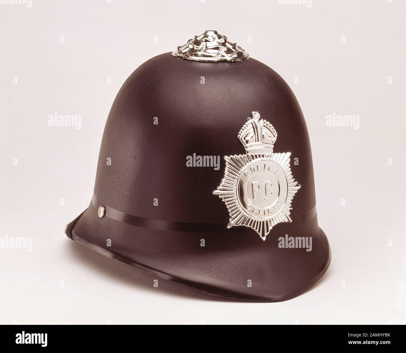 Helm des Andenkenpolizisten, West End. City of Westminster, Greater London, England, Großbritannien Stockfoto