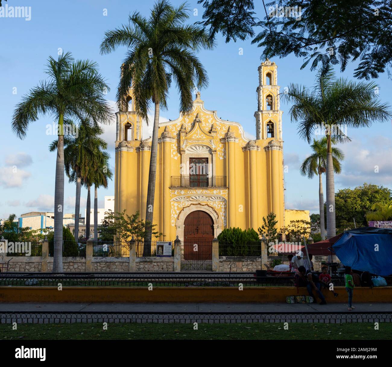 Iglesia de San Juan Bautista (St. Johannes der Täufer), eine Kirche in der Nähe des Zentrums von Merida, Yucatan, Mexiko Stockfoto