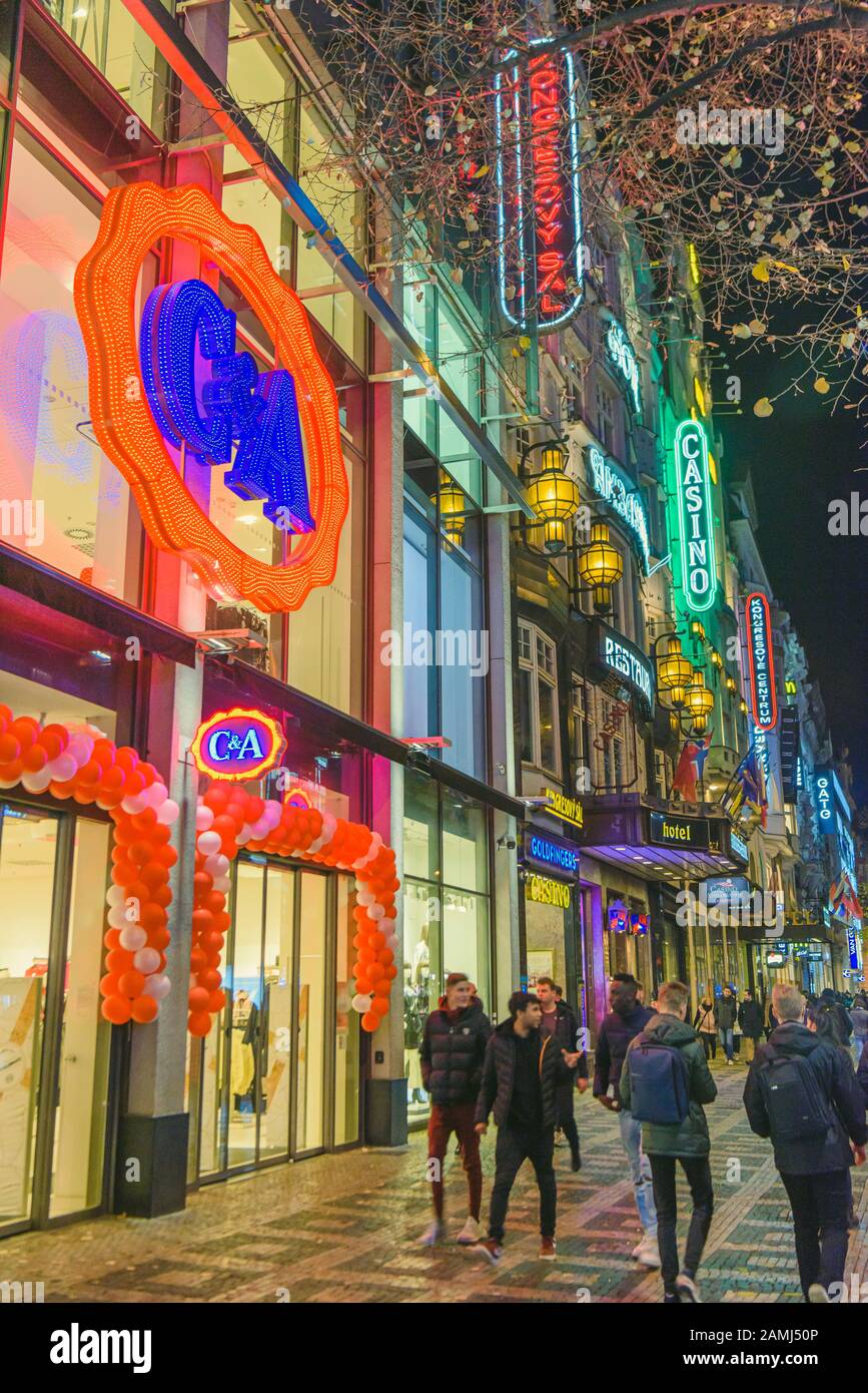 C&A Kaufhaus, Wenzelsplatz, Prag, Tschechien Stockfoto