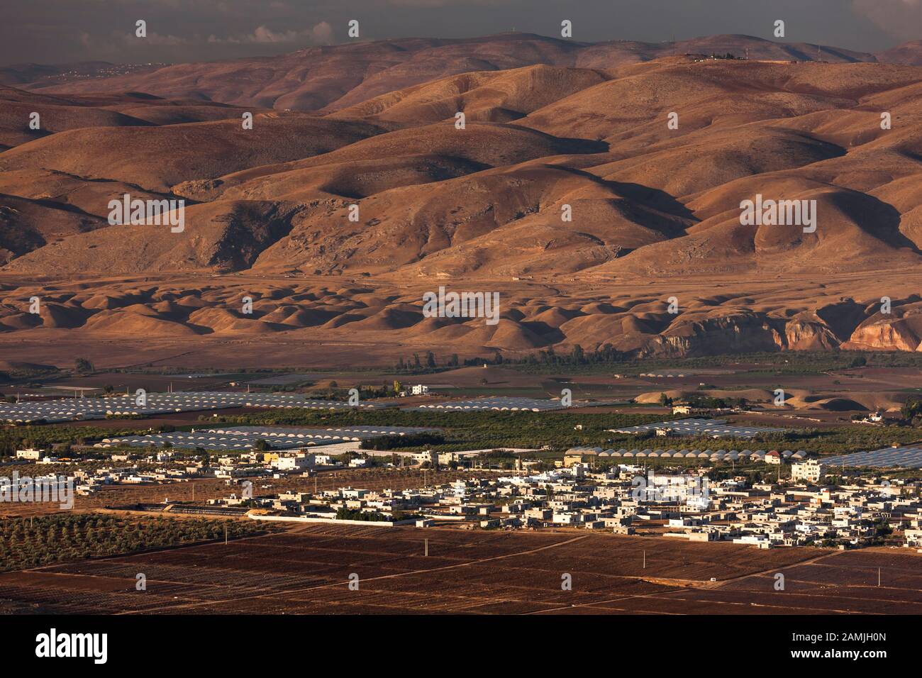 Morgen Blick auf Jordan Valley, Jordan Rift Valley, in der Nähe von ajlun Ajloun, auch, Jordanien, Naher Osten, Asien Stockfoto