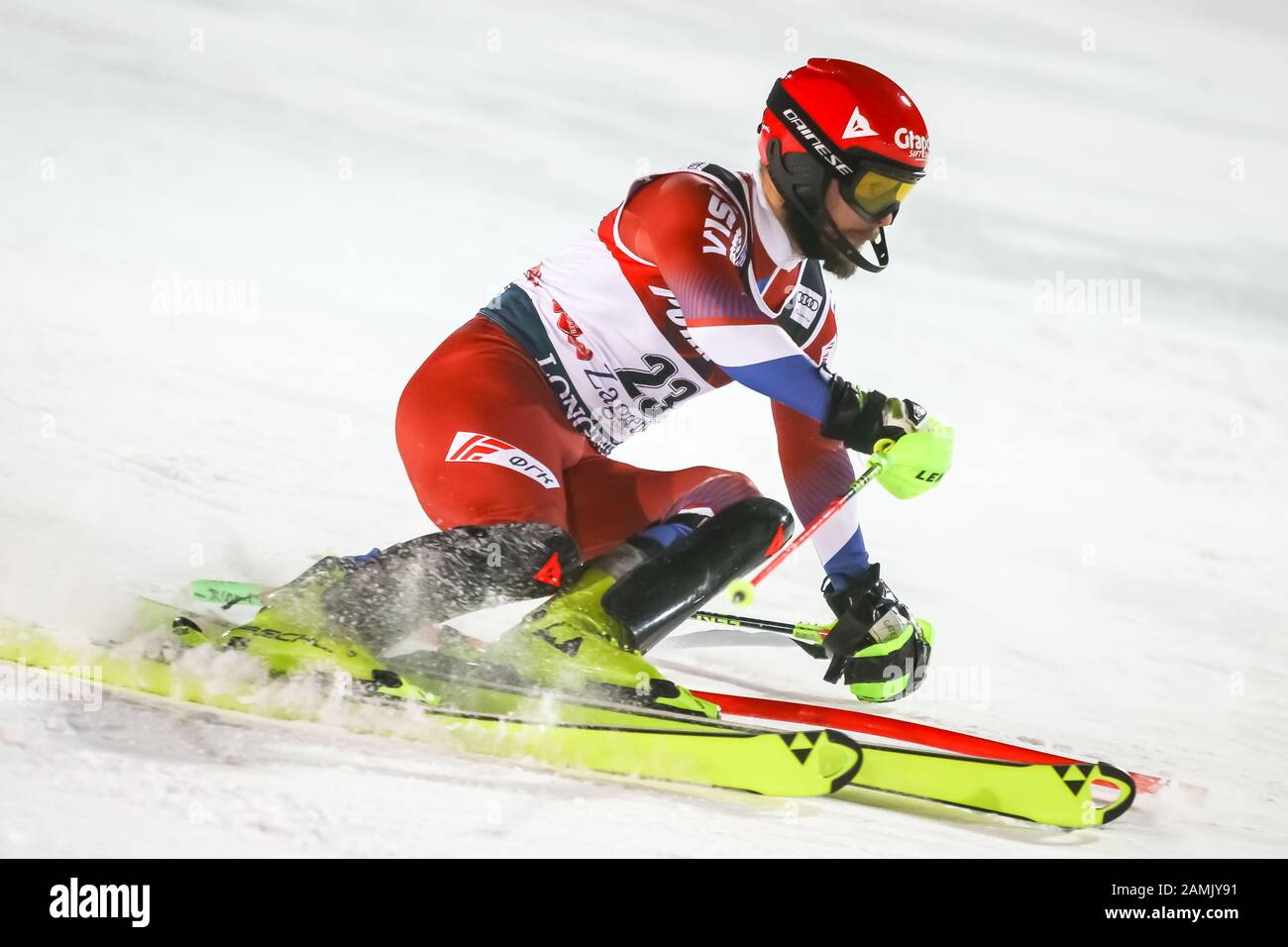 Zagreb, Kroatien - 5. Januar 2020: Aleksander Khoroshilov aus Russland tritt beim 2. Lauf beim Audi Fis-Ski-Weltcup 2019/2020, 3r an Stockfoto