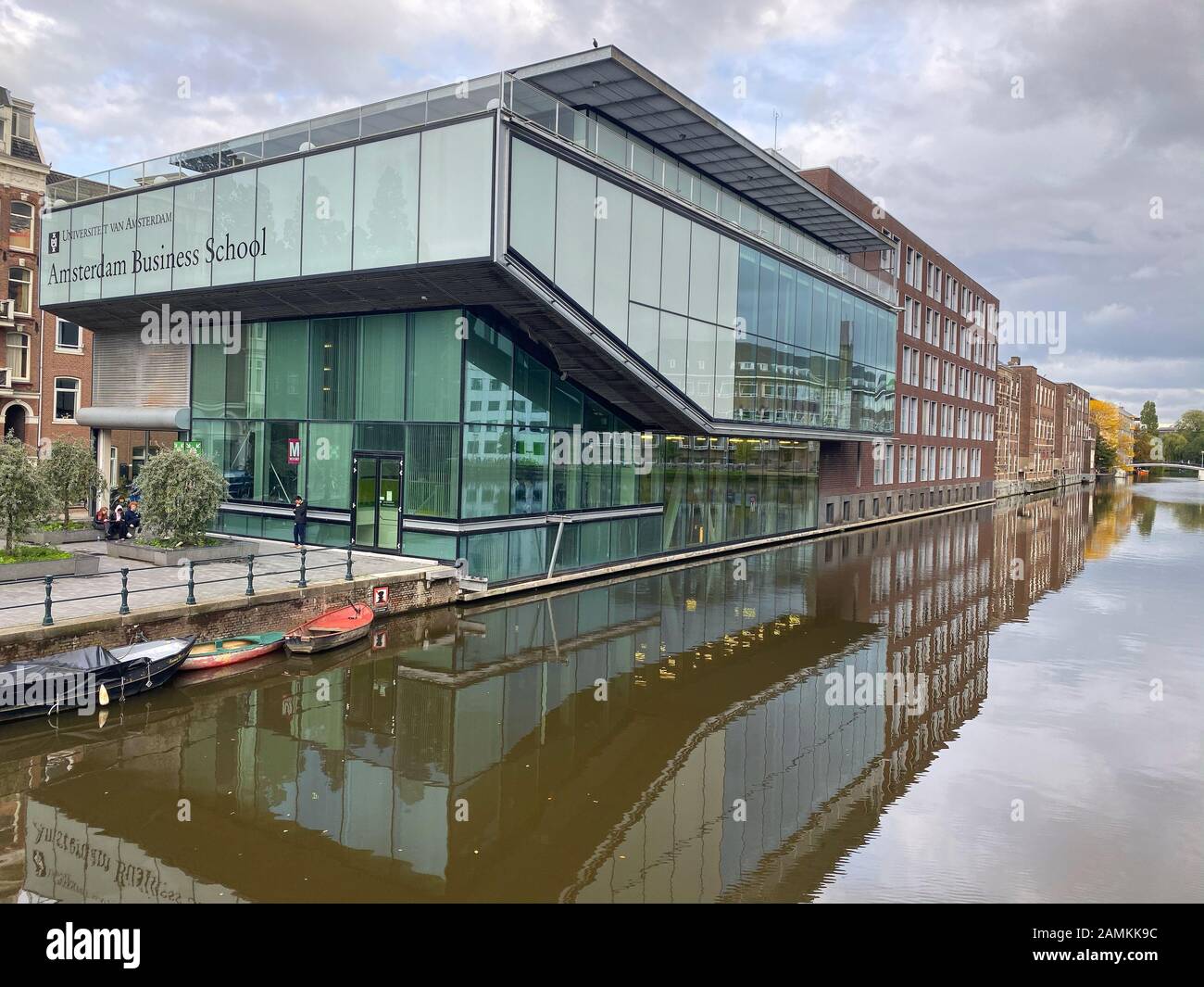 Amsterdam, Niederlande - Oktober 2,2019: Die Universität von Amsterdam ist eine öffentliche Universität. Sie ist eine von zwei grossen, öffentlich finanzierte Forschung universi Stockfoto