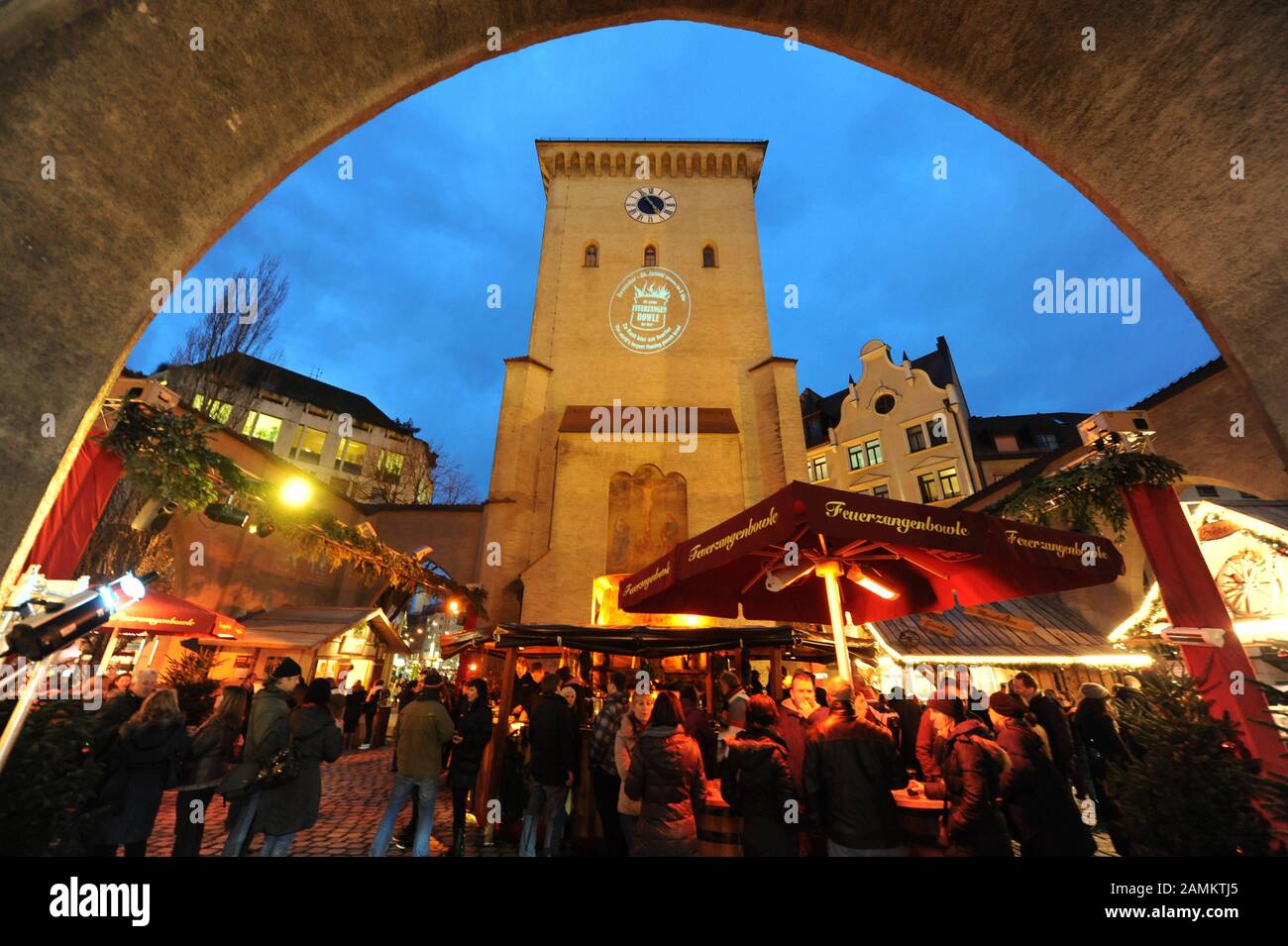 Feuerzangen Bowle Stockfotos und -bilder Kaufen - Alamy
