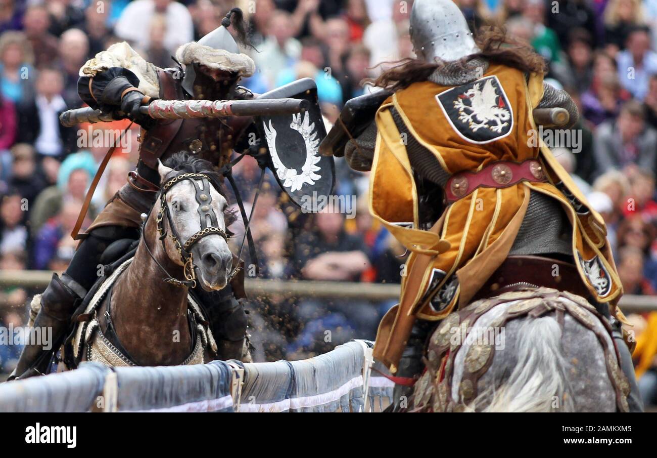 Turnier Riter Kaltenberger ritterturnier -Fotos und -Bildmaterial in hoher Auflösung ...
