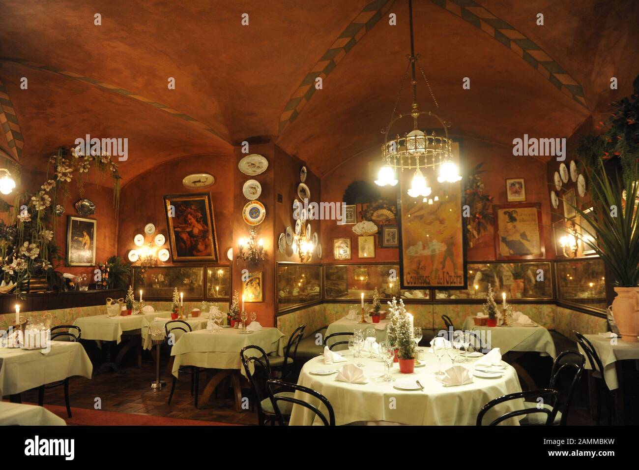 Inneneinrichtung des Restaurants "Austernkeller" in der Stollbergstraße. [Automatisierte Übersetzung] Stockfoto