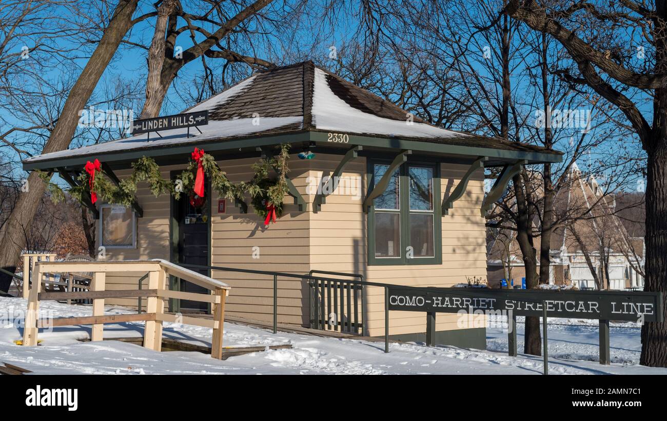 Linden Hills Streetcar Station in Minneapolis im Winter Stockfoto