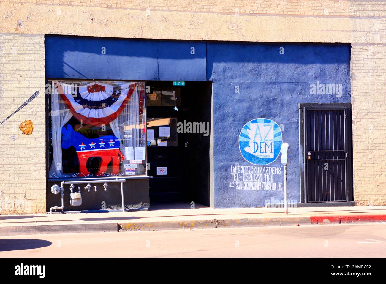 Die Büros der Demokratischen Partei auf N Grand Ave in der US-mexikanischen Grenzstadt Nogales, AZ Stockfoto