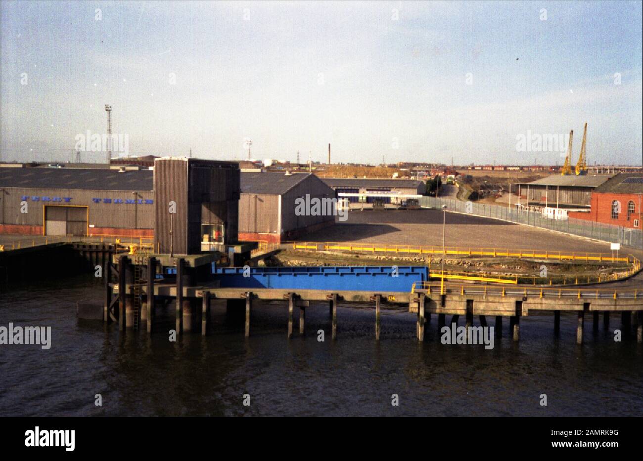 Alt, vor Modernisierung, Hafen von Tyne Autofähre Terminal, North Shields, Tyne und Wear, England, Großbritannien Stockfoto