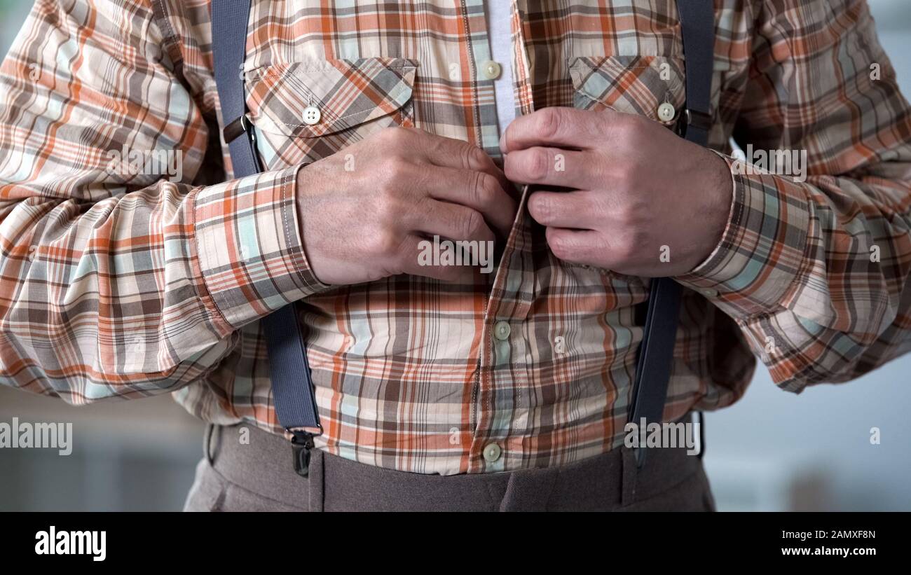 Altmodische Kleidung Tragen Stockfotos Und Bilder Kaufen Alamy