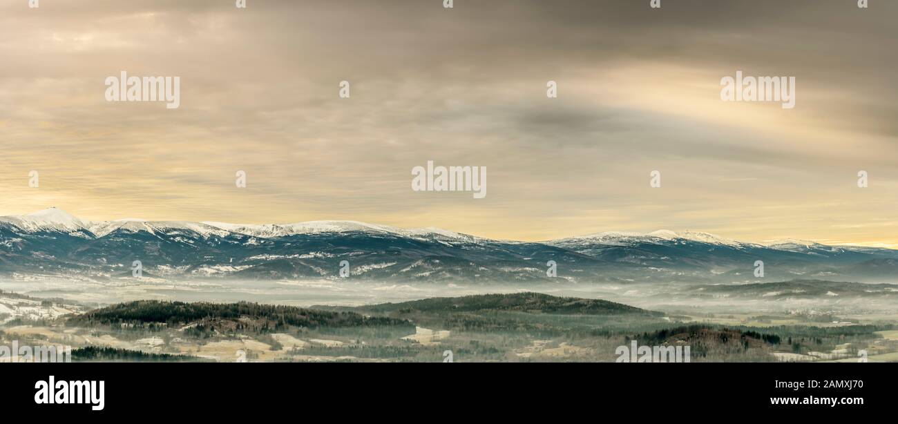 Riesengebirge im Winter Stockfoto