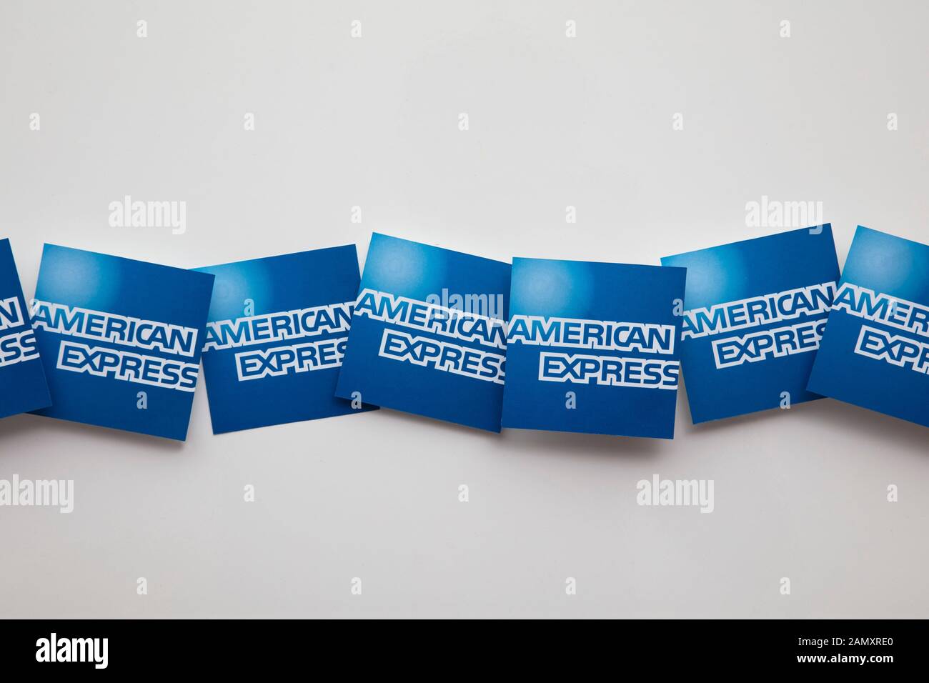 London, Großbritannien - 15. Januar 2020: Auf Papier aufgedrucktes Logo der Marke American Express Stockfoto