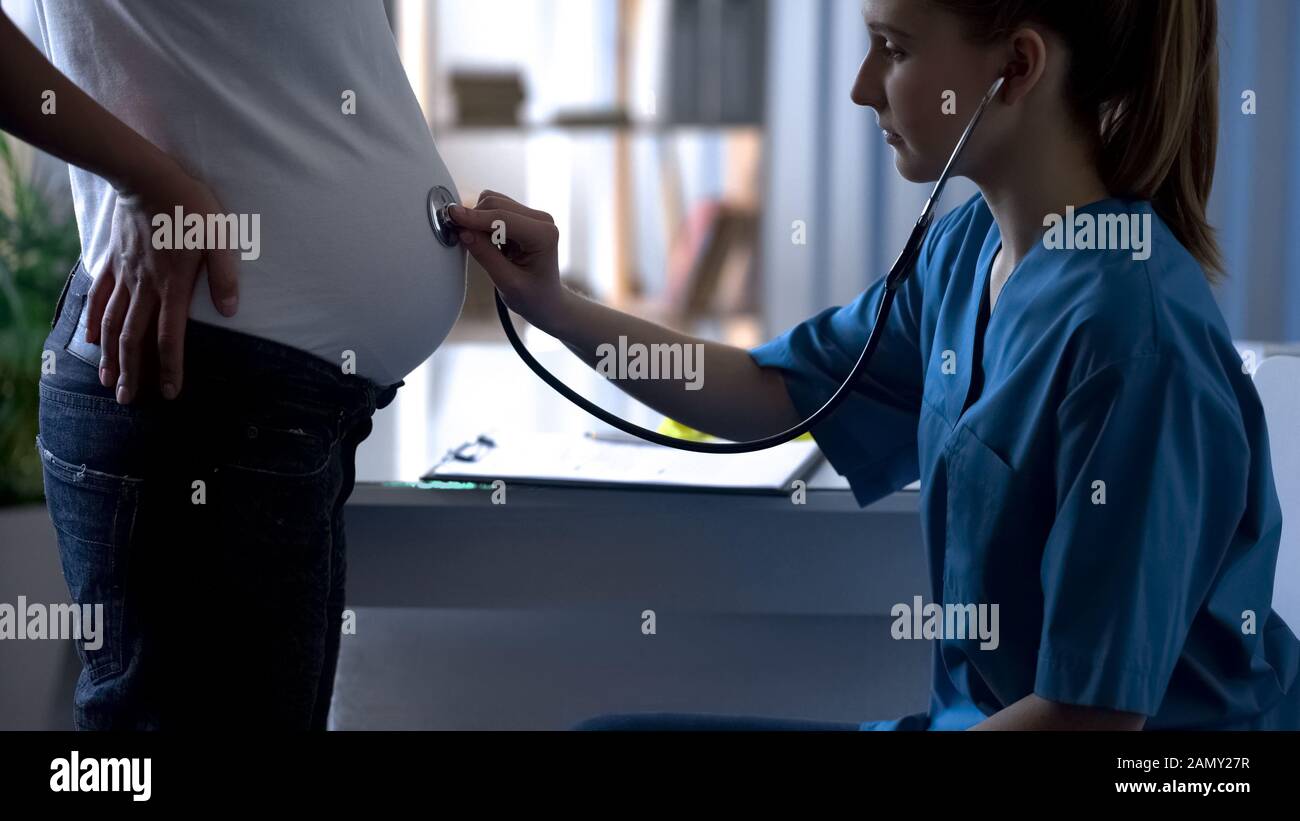 Child doctor abdomen Stockfotos und bilder Kaufen Alamy