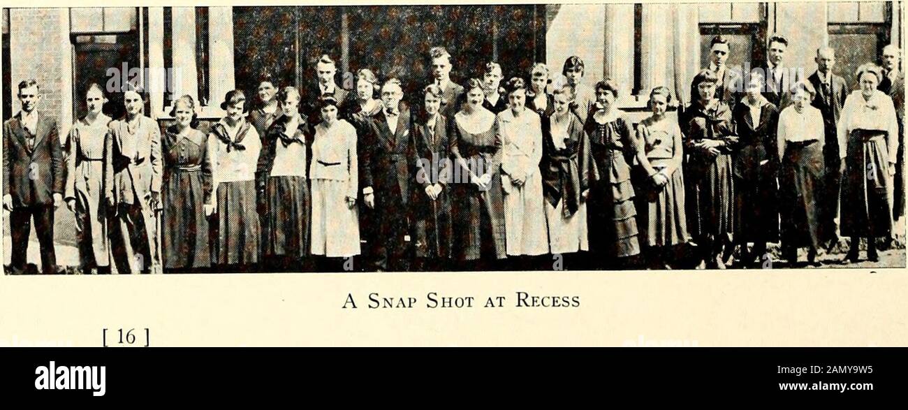 The Dawn [Serial] . e matrimonialstairway, sprich: Cecelia Nurkin Clyde Beavers Margie Bowling Maggie Hardison Ollie Ferrell Gladys Watson Irene Beaman Mary Ferrell Lora Rogers Ruby DayEmily Sturdivant Unter - diejenigen, die noch auf Geschäftsreise sind: Mr. Jno. W. Dunnaway, Liggett & Myers Tobacco Co H. Hall, Pollard Hardware Co. Miss Mary Exum Snow, Watts Hospital. Miss Sophia Brady, Stenographin, N. Y., Pa. & Norfolk Rail-way Co., in Norfolk, Va. Miss Mabel Loy, First National Trust Co. Miss Lena Cheek, Durham Chamber of Commerce.Mr James Leyburn, Sekretär von Dr. Glasson, Trinity Co Stockfoto