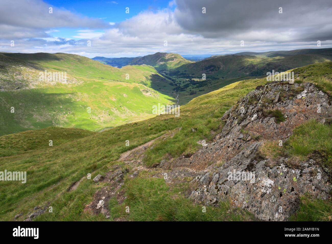 Blick auf High Hartsop Dodd Fell, Hartsop Village, Kirkstone Pass, Lake District National Park, Cumbria, England, UK High Hartsop Dodd Fell ist einer der Th Stockfoto