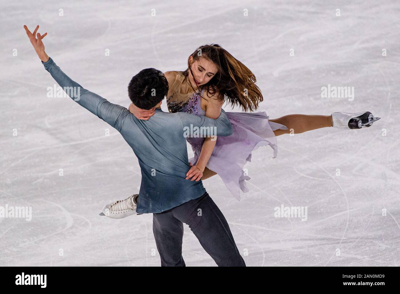 LAUSANNE, SCHWEIZ. 15. Januar 2020 WOLFKOSTIN Katarina/CHEN Jeffrey - Teambestimmung (USA) tritt in Figure Skating -Mixed NOC Team Ice Skatingwährend der Jugend-Olympischen Spiele in Lausanne 2020 in der Vaudoise Arena am Mittwoch, 15. Januar 2020, an. LAUSANNE, SCHWEIZ. Credit: Taka G Wu/Alamy Live News Stockfoto