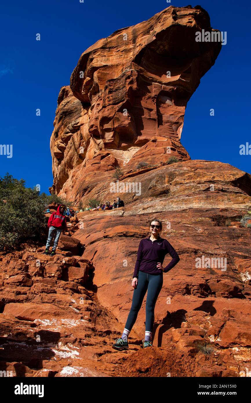 Familienfotos aus Sedona, Arizona, die Tour über rote Felsen machen. Stockfoto