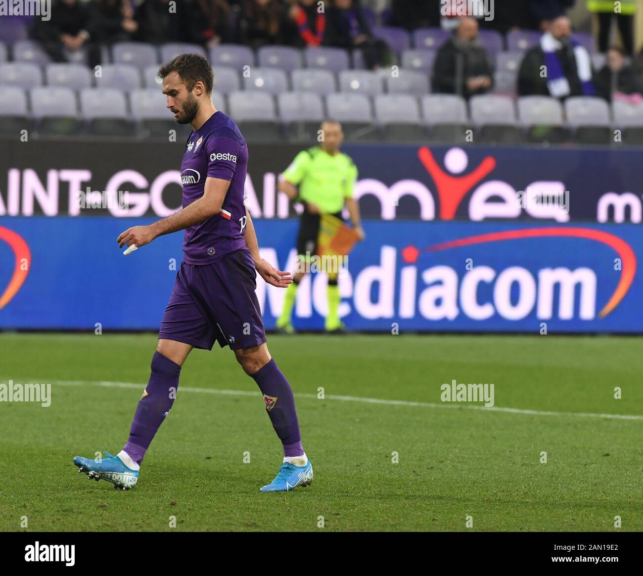 Firenze, Italien, 15. Januar 2020, sendet den Spieler der acf Fiorentina german Pezzella in Runde 16 - ACF Fiorentina vs Atalanta - italienische TIM-Cup-Meisterschaft - Credit: LPS/Carlo Bressan/Alamy Live News Stockfoto