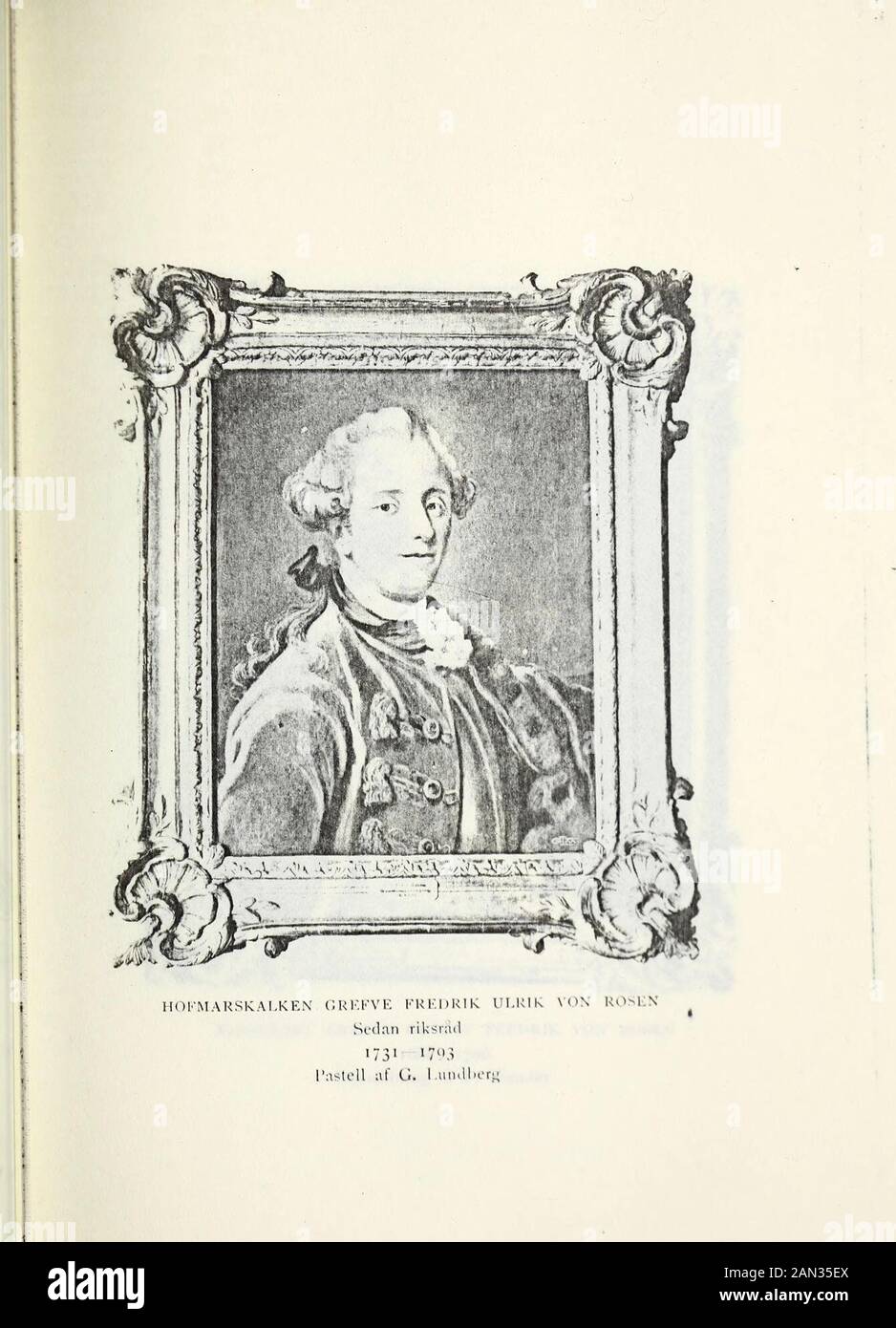 Personalhistorisk tidskrift. i a af Jean Hagen. Olja pä duka 80 x 66 cm. - Kopia efter FredrikBranders oljemålning på Gripsholm (mo 1530) af Jeanhagen. Von Rosen, Gustaf Fredrik, Född 1758, Ryttmästare 17S6, hofma,-skalk 177, landshöfding i Malmö s. Å., afsked, död 1S15. 49. Medelålders man, midjebild fas åt vänster, med blå ögon.hvit uppkammad peruk i kanonlock vid örat, svart nackrosett.Hvit nedvikt mjuk krage, tyllkrås, kråsmanschetter. Uniform, svenska dräktens Modell: Gul västt med förgylda knappar, oknäppt uptill, om lifvet blått sidenskärp, blå Rock med litenuppstående gul krage, en Stockfoto