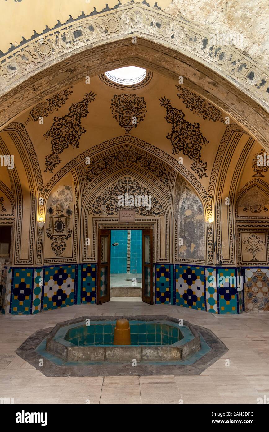 März 1, 2019: das Innere des Sultan Amir Ahmad Badehaus. Kashan, Iran Stockfoto