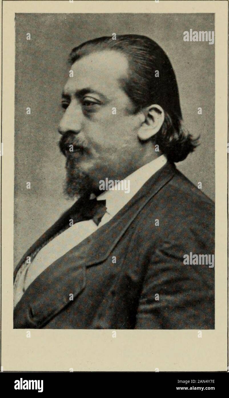 Theodore Thomas: Eine musikalische Autobiographie. ein Gebäude geeignet für Orches- Zwecke. Die einzige Halle, in der unsere concertscould gegeben werden, wurde das Auditorium - eine immensetheater, mit einer Kapazität von vier oder fünf Du - Sand, die errichtet worden war ein paar Jahre previouslyfor Opernfestspiele, politischen Konventionen und otherlarge beliebte Veranstaltungen. Die große Größe des thistheater Für die größte mögliche Orchester buteven genannt, dann war es häufig wirkungslos, notwithstandingthe bemerkenswerte akustische Eigenschaften des Gebäudes. Es enthielt auch so viele Sitze, die Menschen fühlten sich underno Verpflichtung Stockfoto