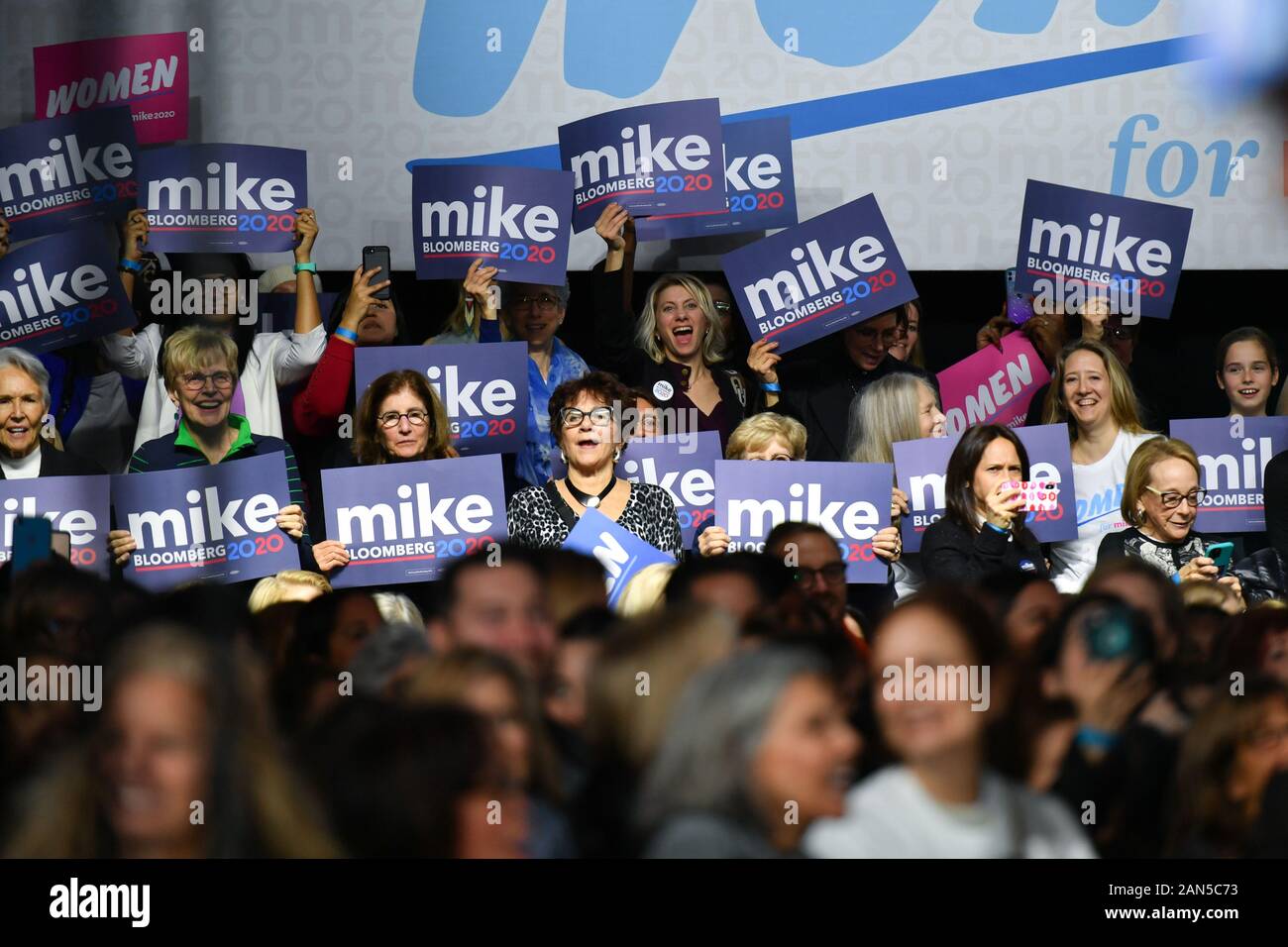 Mike Bloomberg "Frauen für Mike' Bewegung Kick-Off-Veranstaltung, US-Präsidentschaftswahlen Campaigning, Sheraton Hotel, New York - 15 Jan 2020 - Groundswell mov Stockfoto