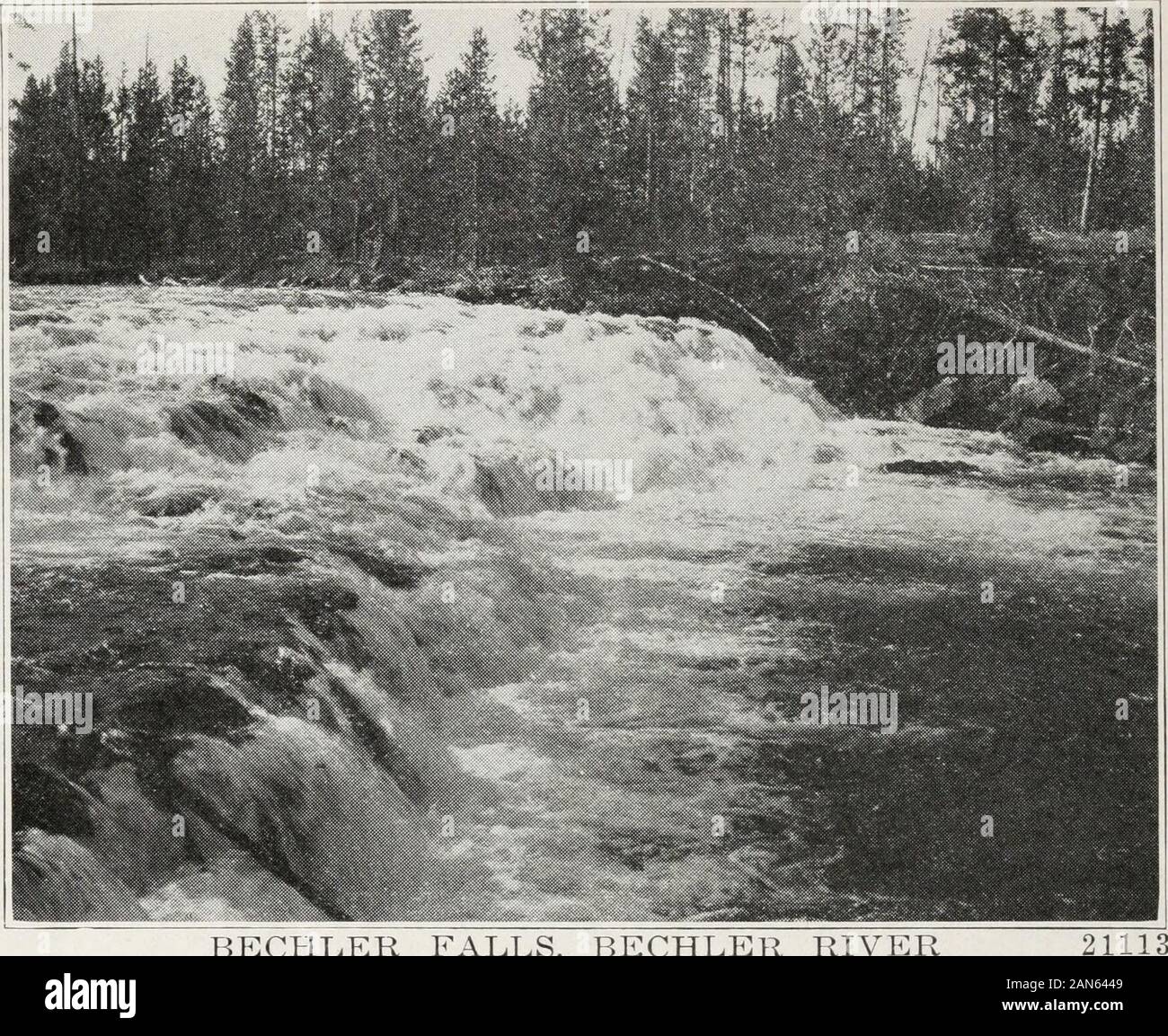 Haynes neuen Guide und komplette Autofahrer Straße Protokoll der Yellowstone National Park. Nade fällt, Ouzel fällt und Rainbow Falls. Batchelder Spalte für Amos G. Batchelder benannt wurde, Dunanda bedeutet gerade nach unten, FerrisFork für Warren Angus Ferris frühen Yel-lowstone Explorer genannt wurde, Gwinna bedeutet, Adler, Phillips ForkAvas benannt nach William Hallett Phillips staunch friendof der Park, Tempe bedeutet Höhle, Tendoy war eine namedfor Bannock oder Shoshone Indian Chief^ und Wahhimeans verdoppeln. Ouzel Falls war für die Ameri genannt - kann Wasser ouzel, ein kleiner Vogel, der besucht die Region. Die meisten dieser Namen wir Stockfoto