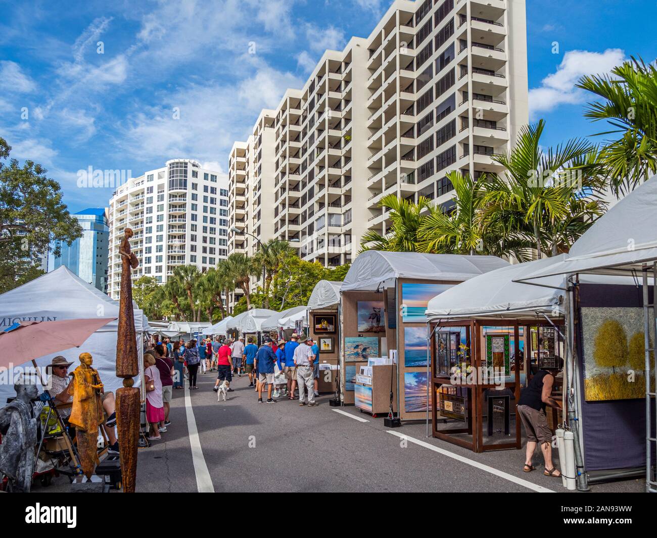 Kunst & Handwerk zeigen auf den Straßen von Downtown Sarasota, Florida, United States Stockfoto