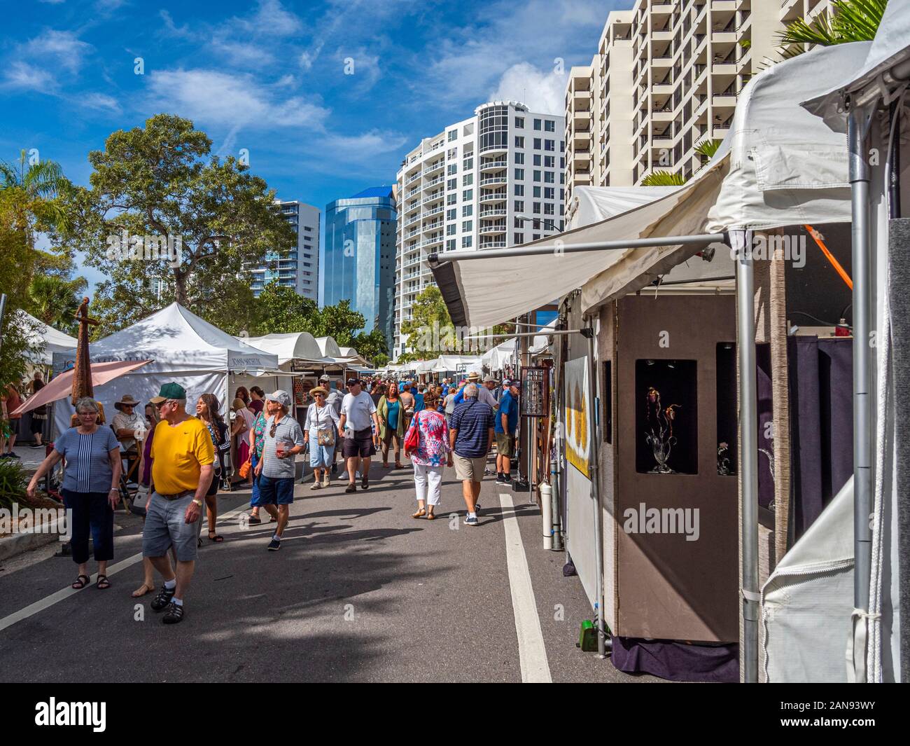 Kunst & Handwerk zeigen auf den Straßen von Downtown Sarasota, Florida, United States Stockfoto