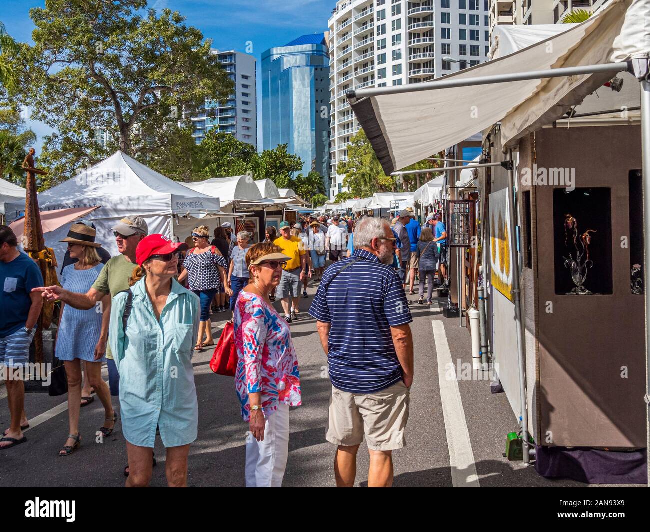 Kunst & Handwerk zeigen auf den Straßen von Downtown Sarasota, Florida, United States Stockfoto