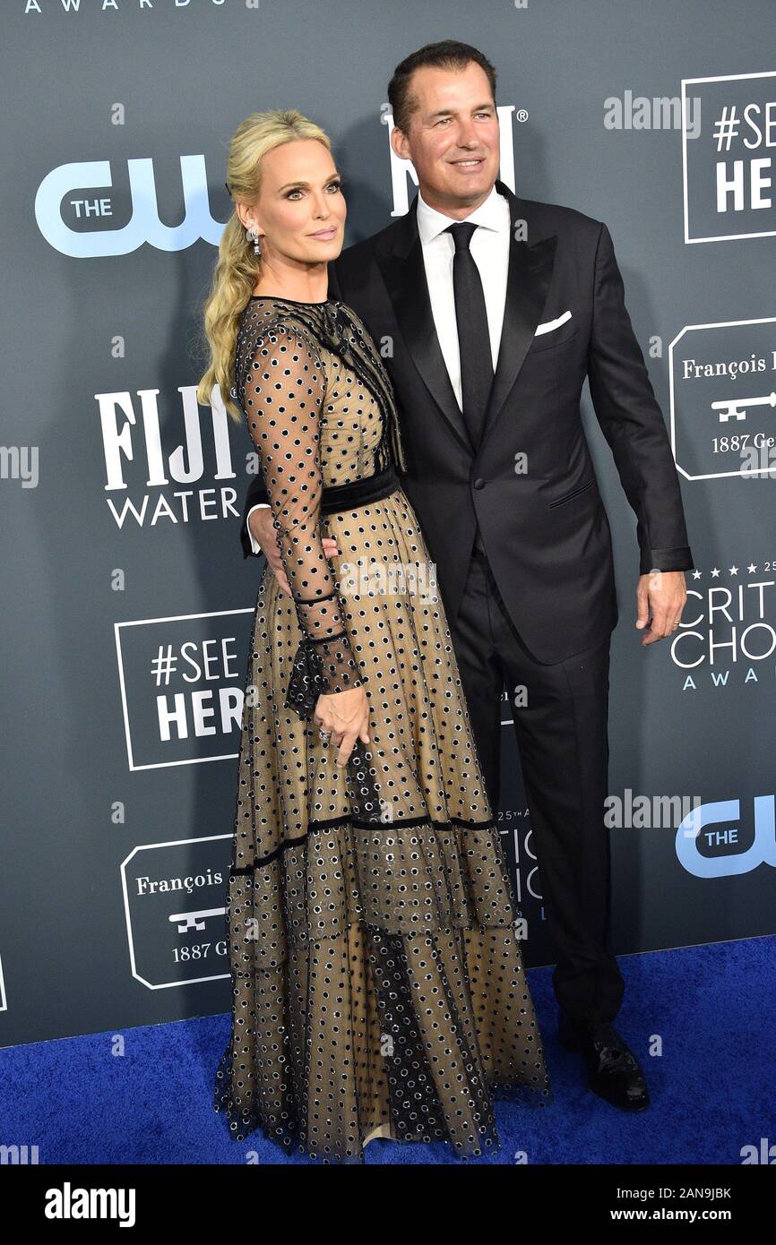 Molly Sims in der Ankunftshalle für die 25. jährlichen Critics' Choice Awards - Pt2, Barker Hangar, Santa Monica, CA 12. Januar 2020. Foto von: Priscilla Grant/Everett Collection Stockfoto