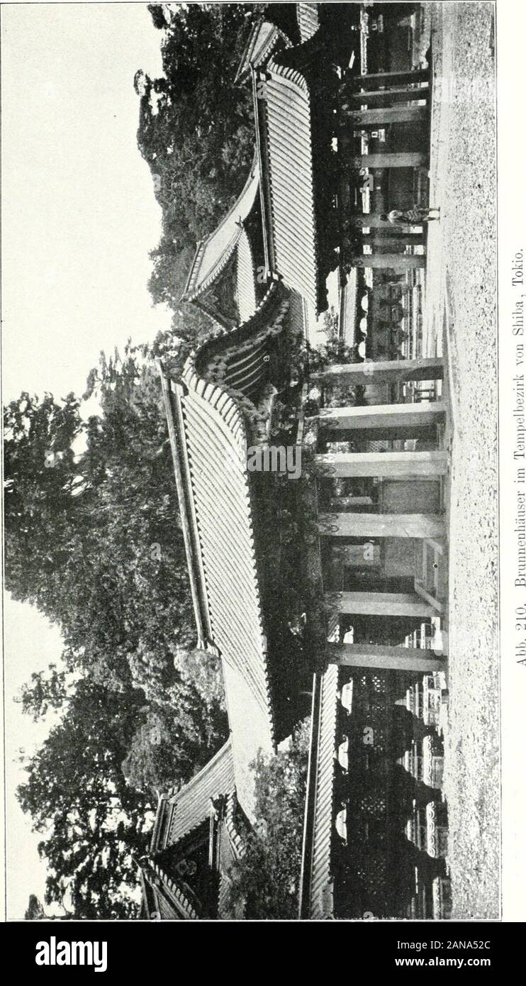Die Architektur der Kultbauten Japans. Abb. 209. Glockenstulil vom Tini [iiMbezirk des Daishi! D Kawasaki in Tokio.. 171 Ikegami, südlich von Tokio, bei dem frei geschnitzte Drachen inausgezeichneter Arbeit unter den Dachrähmen angebracht sind. Sterben Dachflächen sind hohl oder erhaben gekrümmt, Giebelzeigen bisweilen sterben doppelt gekrümmte Form des chinesischenGiebels sterben, Karahafu. In der Decke des Zusatzger&aumlte Rechteckssind oft Malereien, namentlich Darstellungen von Drachen, angebracht. Beispiele von besonders reicher architektonischerDurchbildung sind wiederum in den Brunnenhäusern derGedächtnistemp Stockfoto
