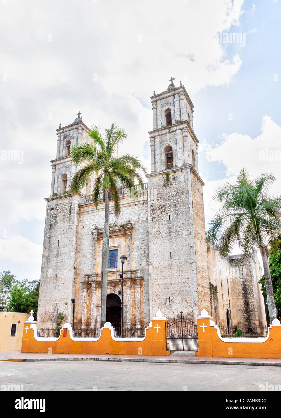 Kathedrale von San Gervasio, einer historischen Kirche in Valladolid auf der Halbinsel Yucatan in Mexiko, wird auch als "Iglesia de San Servacio bekannt. Es wurde gebaut, Stockfoto