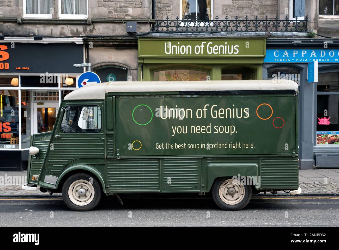 Union der Genius Suppe van Park außerhalb der Union der Genius Suppe Shop auf Forrest Road, Edinburgh, Schottland, Großbritannien. Stockfoto