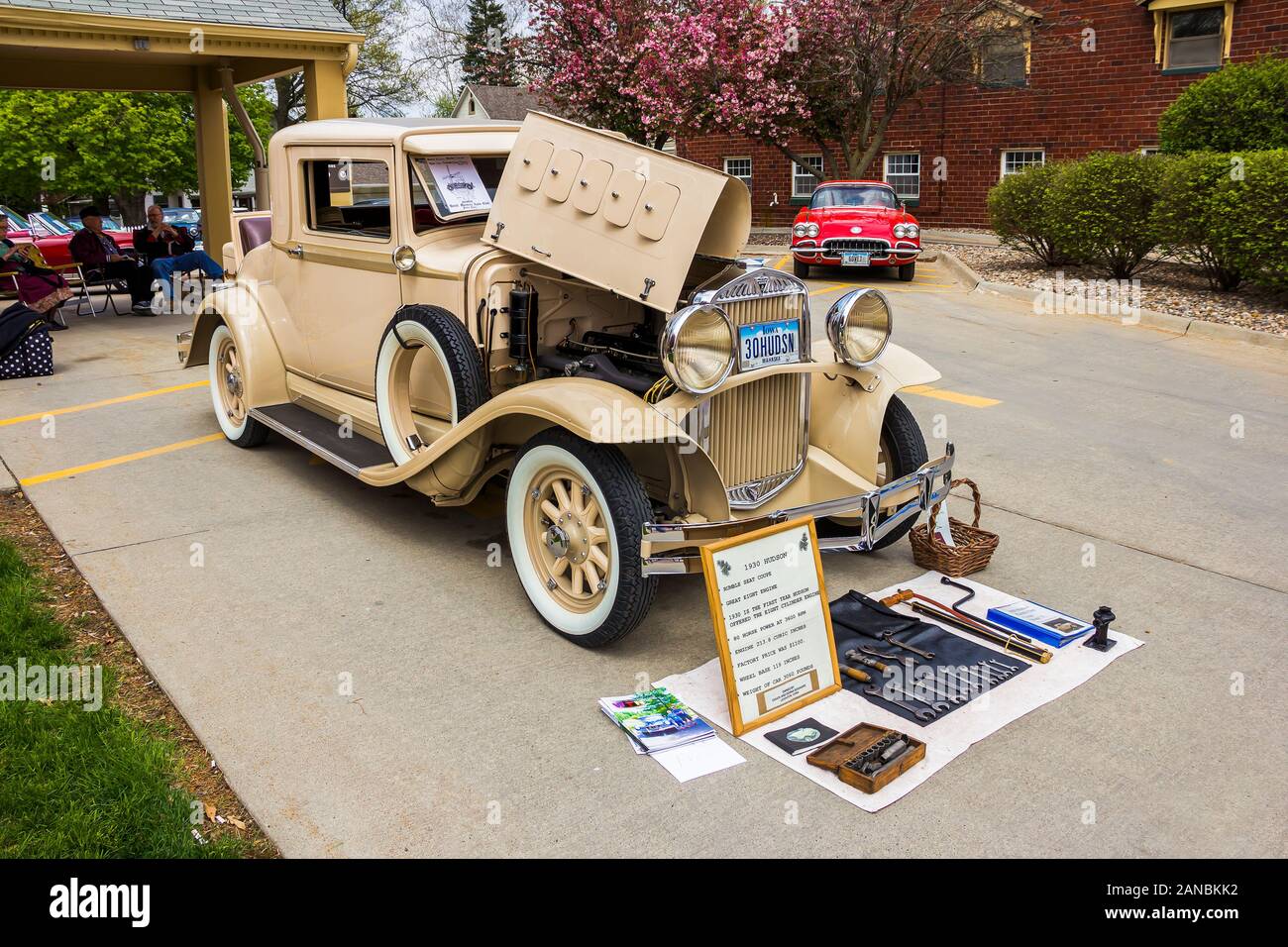 Mai 2, 2019, Pella, Iowa, USA. Tulip Time Festival Parade von Pella niederländischen Gemeinschaft, eine Präsentation von alten, vintage Automobile, Auto. Stockfoto