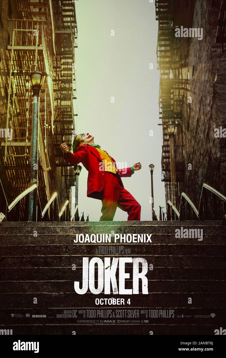 Joker (2019) von Todd Phillips und Hauptdarsteller Joaquin Phoenix, Zazie Beetz und Robert De Niro. Drehen Film über einen Schauspieler, der wahnsinnig wird und verwandelt sich in einen Psychopathen aus. Stockfoto