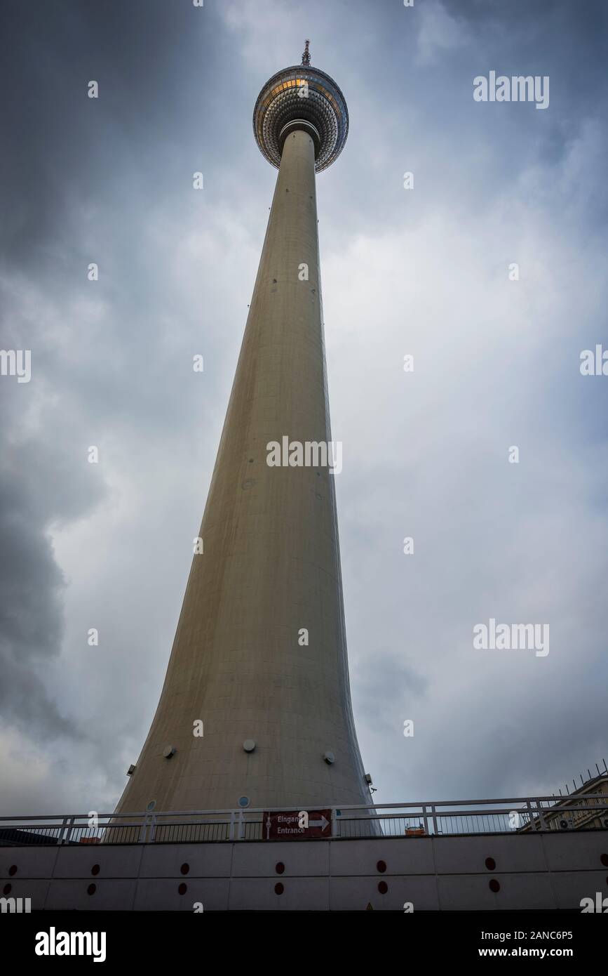 TV-Sendemast in Berlin. Stockfoto
